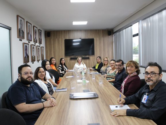Presidente da Jucea realiza reunião com chefes de setores