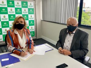 Imagem da notícia - Jucea e Sistema Fieam assinam acordo de cooperação técnica para troca de informações
