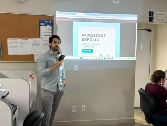 Jucea promove treinamento interno sobre processos de espólio e sucessão empresarial