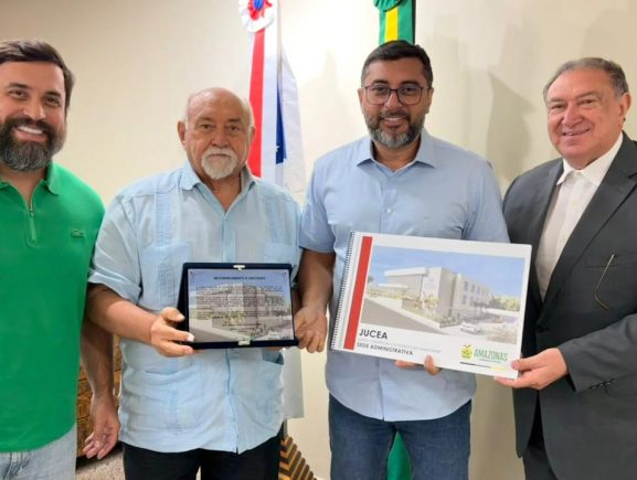 Jucea homenageia governador Wilson Lima por apoio ao fortalecimento institucional